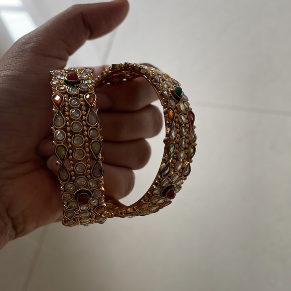 Artificial Kundan Kada with size 2by4 golden colour with multi Kundan stone - Picture 2 of 2